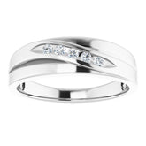 14K White 1/6 CTW Natural Diamond Band